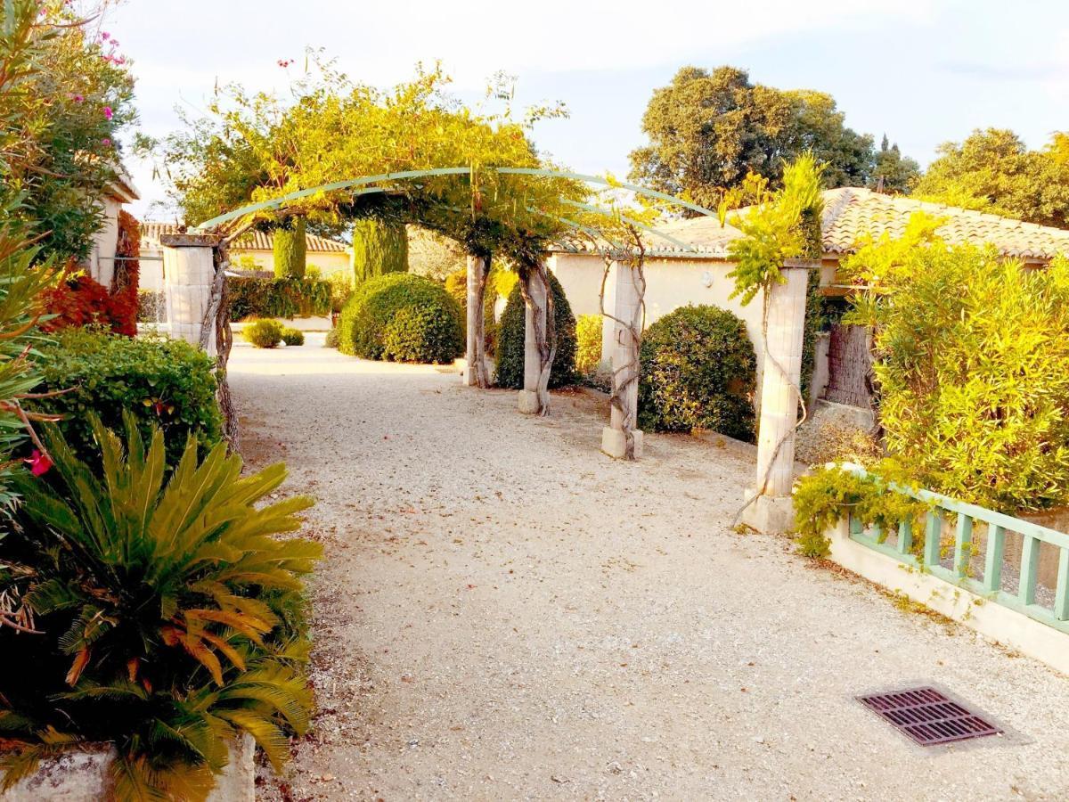 Villa Le Mazet de Lola à Saint-Rémy-de-Provence Extérieur photo